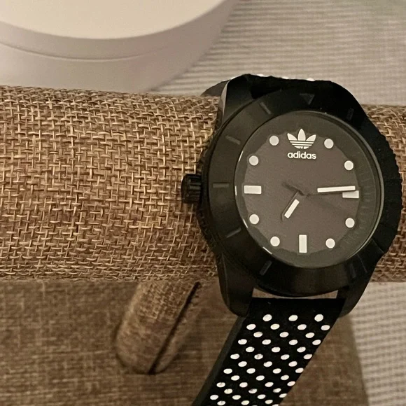 ADIDAS ORIGINAL NWOT AUTHENTIC BLACK & WHITE POLKA DOTS LEATHER BAND WATCH ADIDAS ORIGINAL NWOT AUTHENTIC BLACK & WHITE POLKA DOTS  main image 3